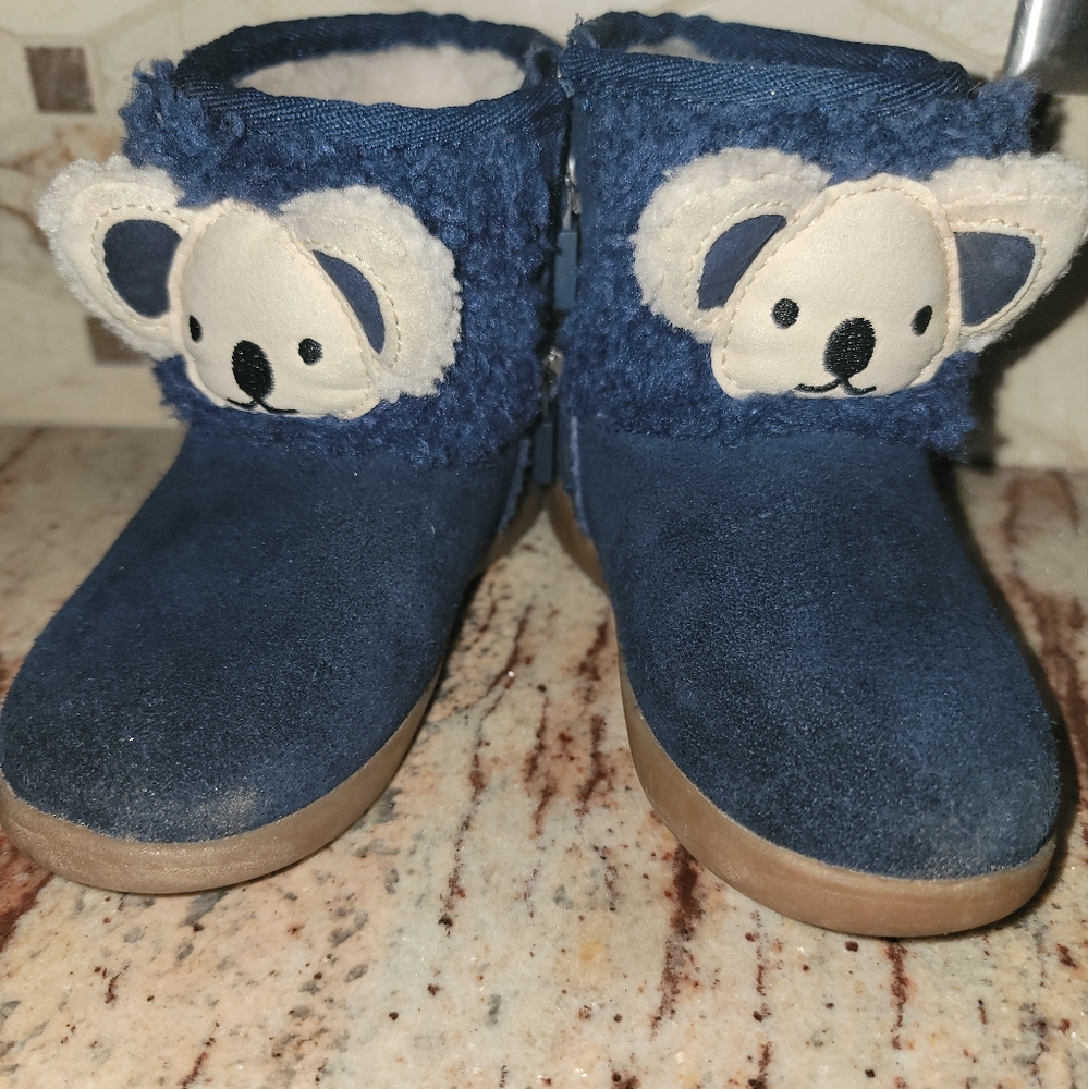 Toddler size 7 navy blue koala bear uggs